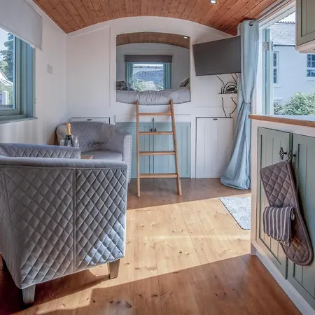 Willow - 1 Bedroom Shepherds Hut - Amroth Exterior foto